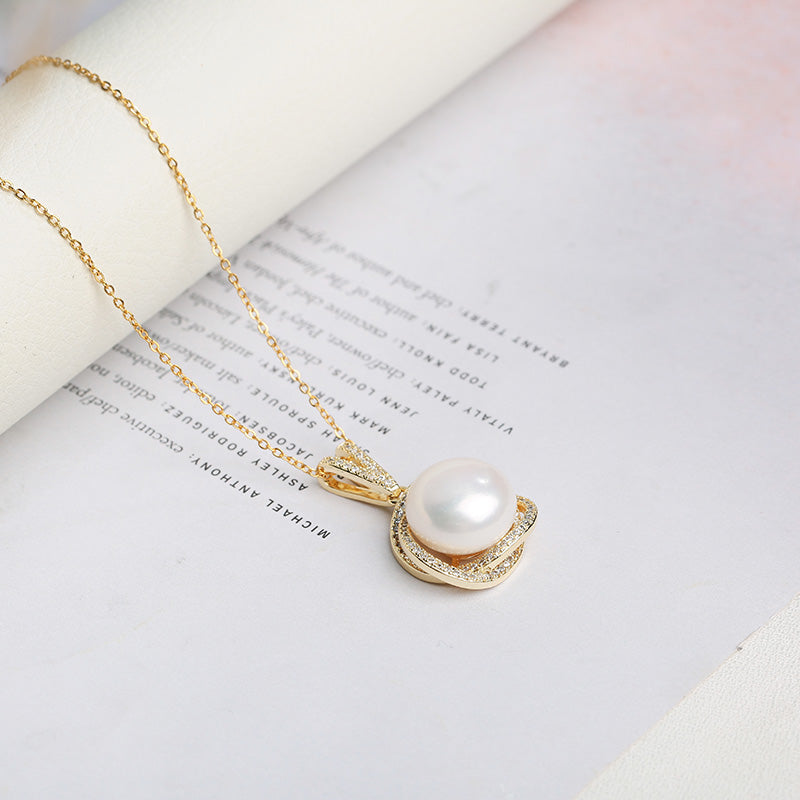 Elegant Freshwater Pearl Necklace