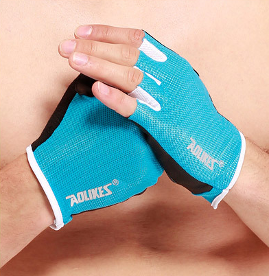 Fitness Gloves for Men and Women with Breathable Support